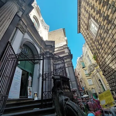 Palazzo Carafa Di Montorio Bed & Breakfast Napoli