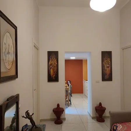 Palazzo Carafa Di Montorio Bed & Breakfast Naples