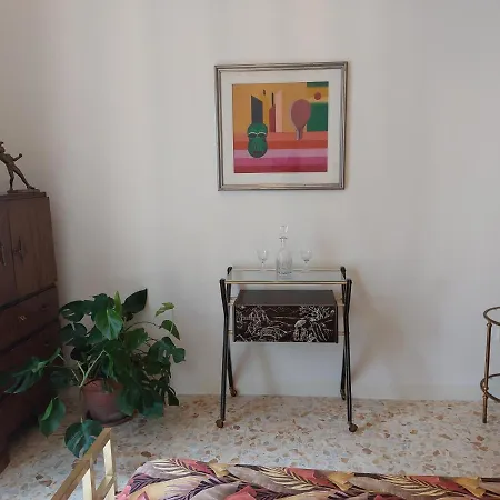 Palazzo Carafa Di Montorio Bed & Breakfast