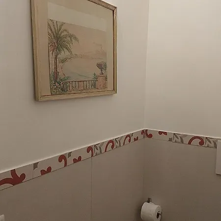 Palazzo Carafa Di Montorio 4*